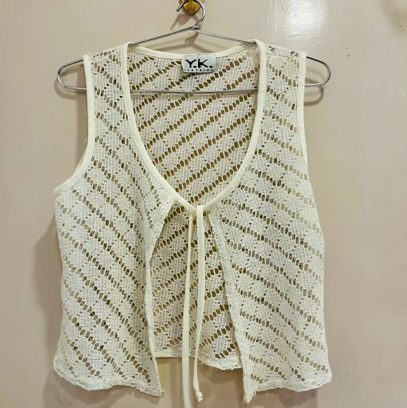 White beautiful shrug - Picture 2 of 7